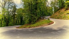 优美的公路风景图片壁纸